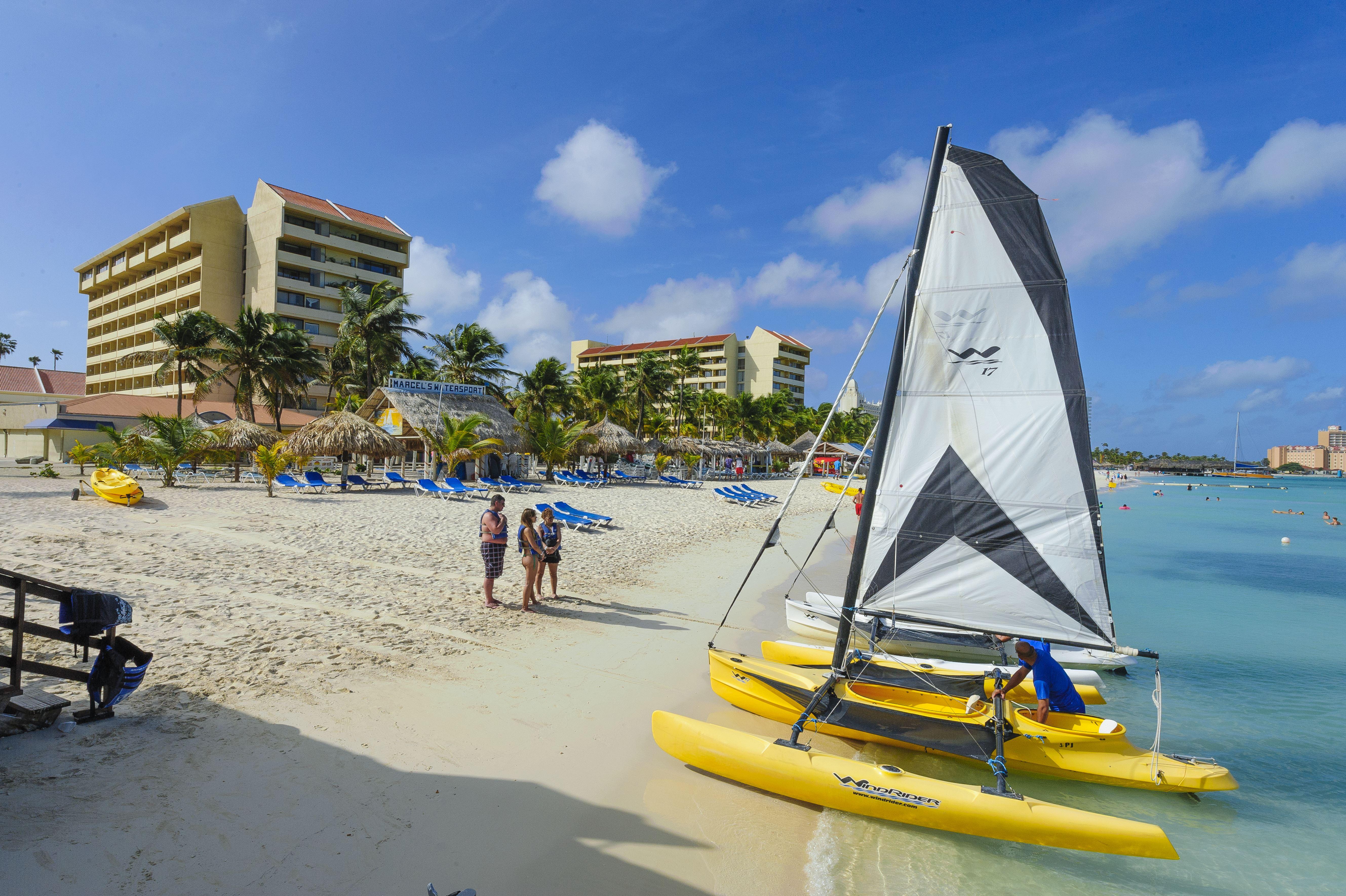 Barcelo Aruba Hotel Palm Beach Exterior photo